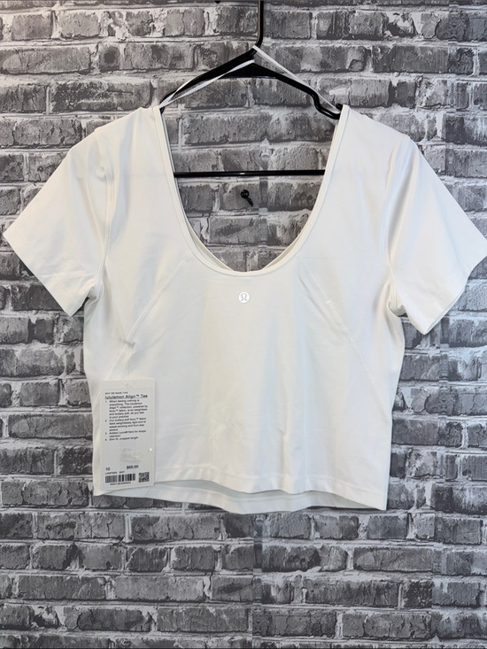 lululemon athletica Tops - NWT Lululemon athletica White Scoop-Neck Cropped Tee
